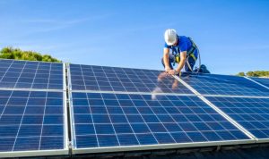 Installation et mise en production des panneaux solaires photovoltaïques à Vaux-sur-Mer